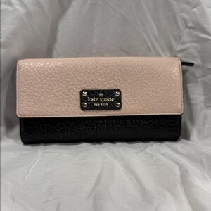 Kate Spade Blush and Black Wallet